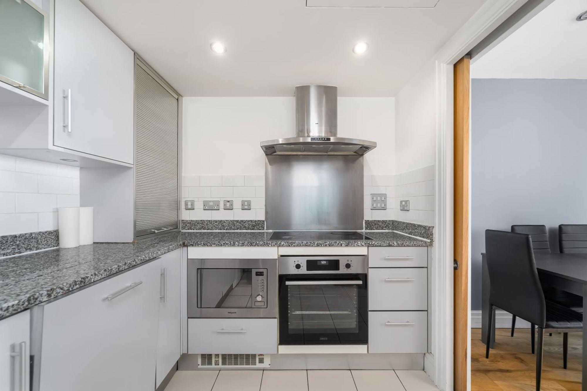 Modern Paddington Station 2 Bedroom Apartment London Exterior foto